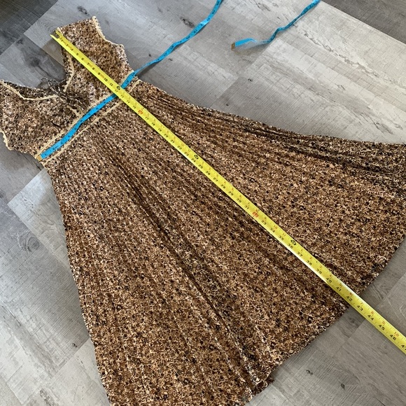 JT Dress by Jody of California Chic Pleated Dress shades of tan/brown Vintage - Picture 8 of 10